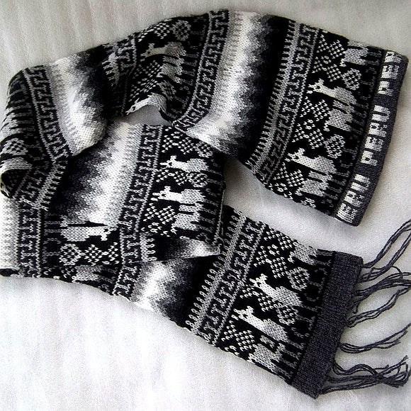 Peruvian Alpaca Wool Hood Scarf Andean Llama Pattern Gray Multifunction Winter Wrap | My Wrinkles Gone